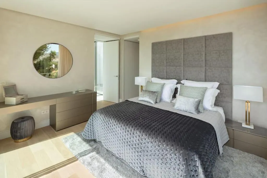 Amazing Modern Villa Located Mins From Beach Rdr234 マルベーリャ