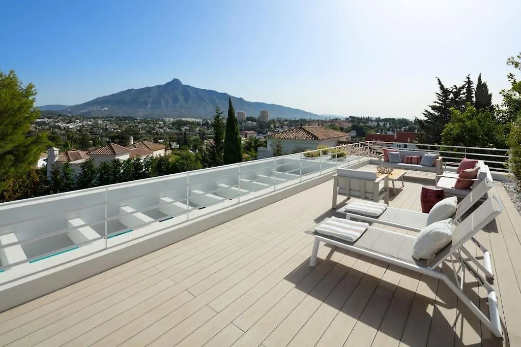 Amazing Modern Villa Located Mins From Beach Rdr234 マルベーリャ 0*,  スペイン